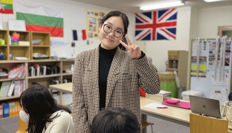 ABCの講師は阪大・京大の留学生。多国籍がすぎる彼らは英検1級以上の英語力を持つ。